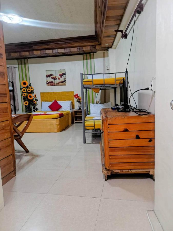 Twentyfour- Seven Transient House Bed & Breakfast Baguio City Luaran gambar